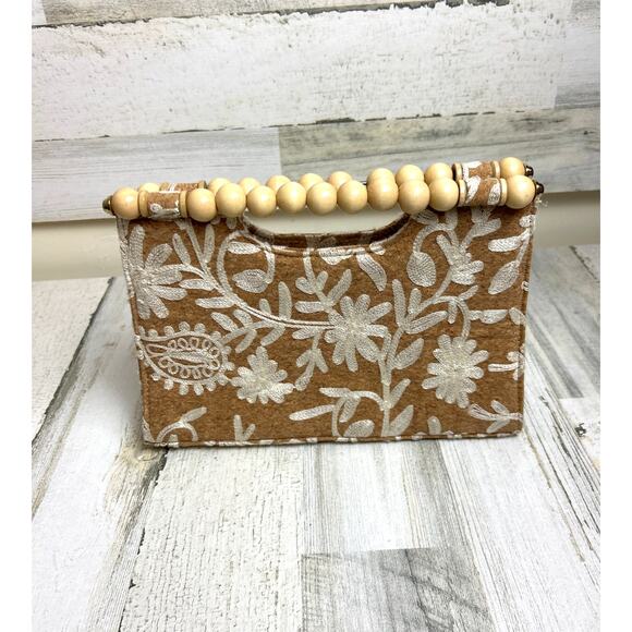 Haute Hippie Embroidered tan cork Floral clutch Bag with Wood Beaded Handle boho - Picture 3 of 4